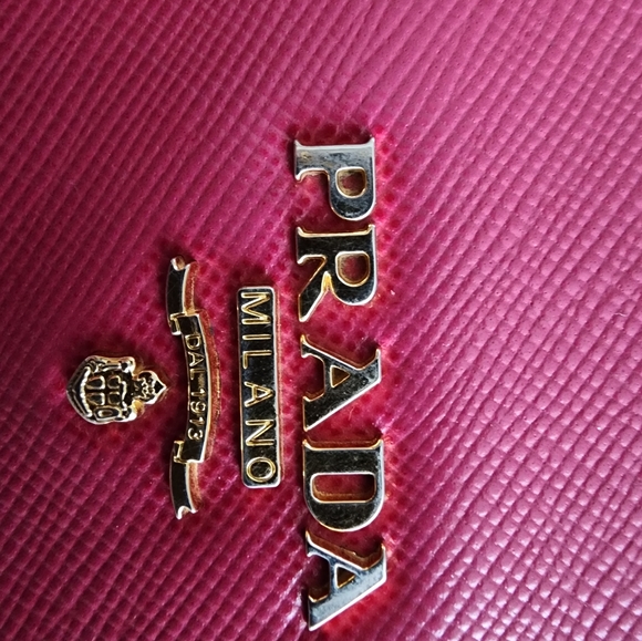 PINK/FUSIA WALLET 💖 - Picture 11 of 11